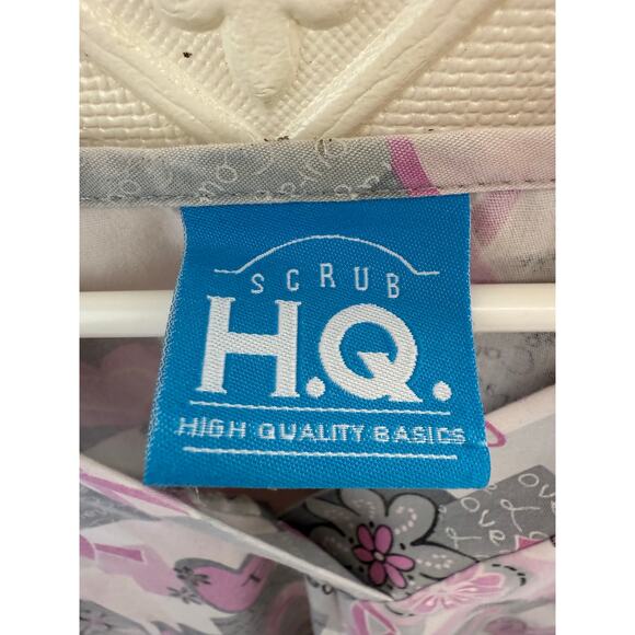 Scrub HQ 2 XL Scrub Top Cancer pinks short sleeve 28" pit to pit v-neck 3 pocket - Picture 2 of 10